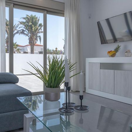Apartment Family 1 Beachfront Corralejo By Holidays Home Exterior foto